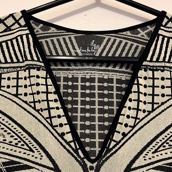 Free People black and white Intarsia Bodycon dress M/L - Picture 4 of 5